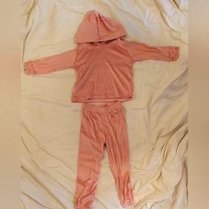 ADORABLE Velvety 3t Jogger Set